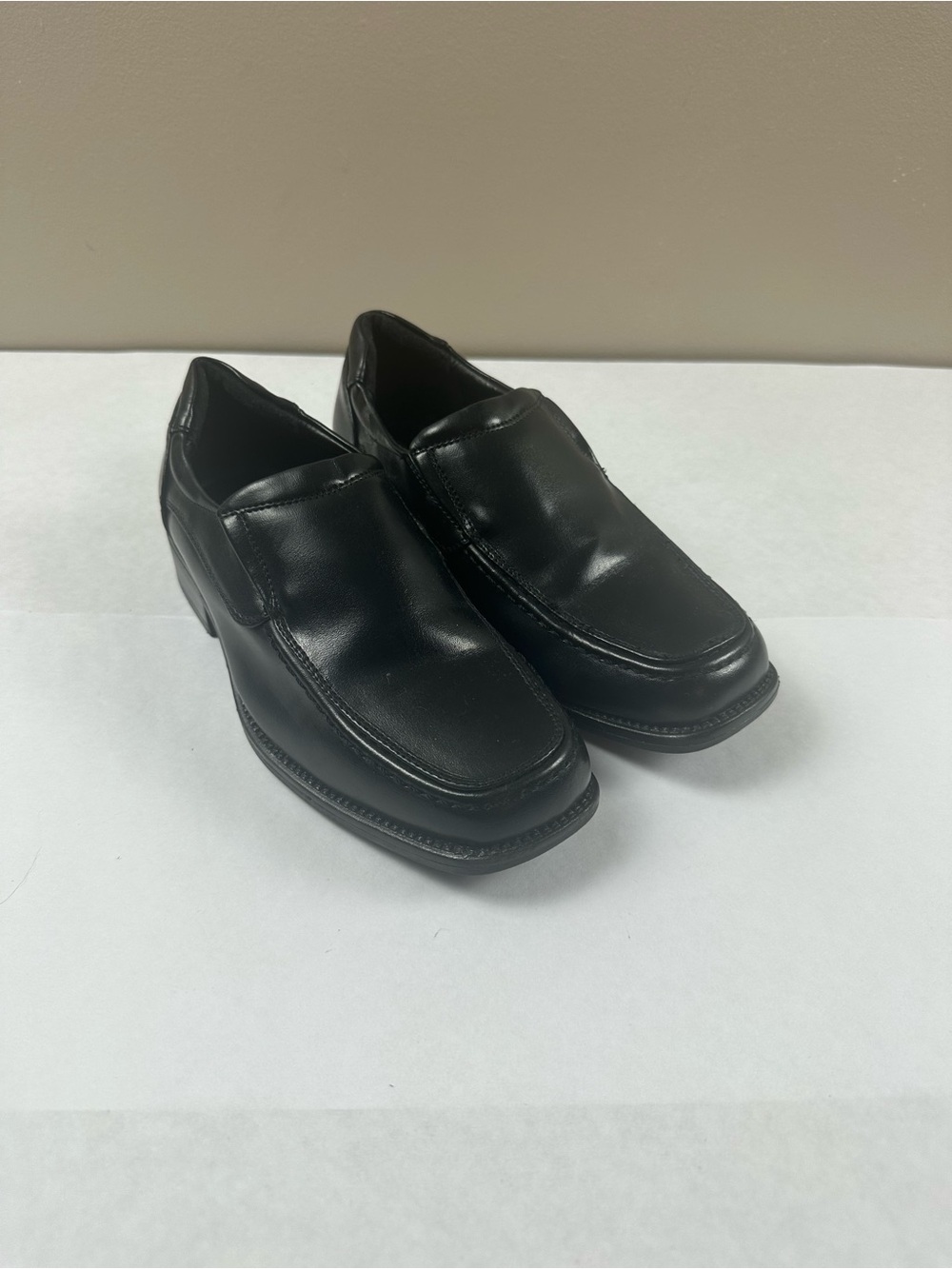 Men's Black Slip-On Dress Loafers